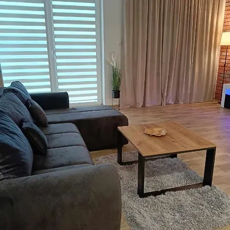 3 Apartment *