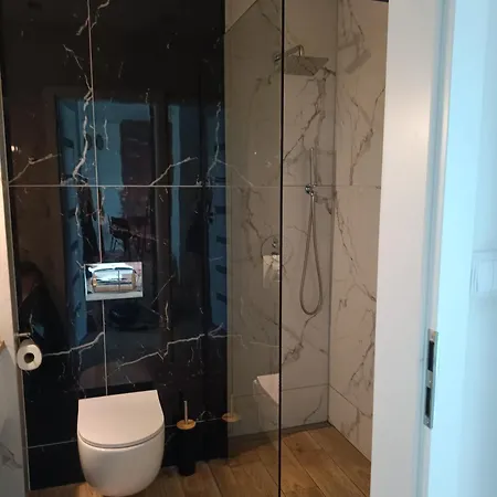 Apartment 3 *